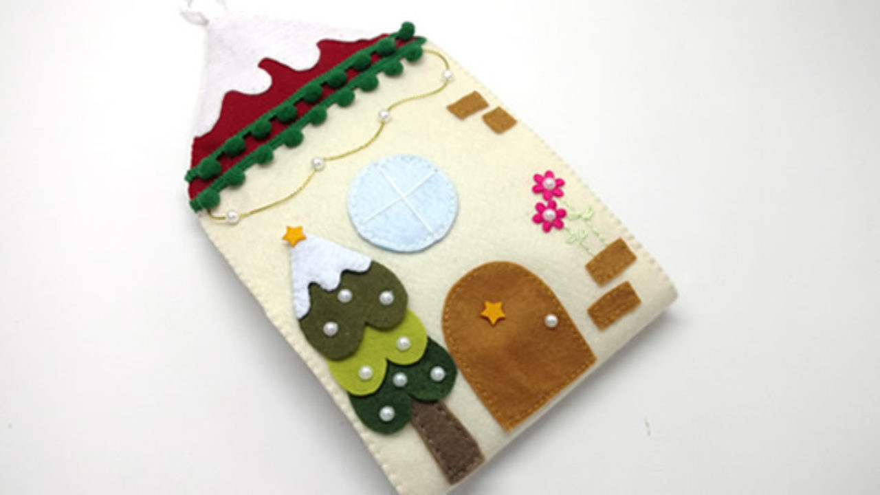 Como Fazer Porta-papel Higiênico: Casinha de Natal em Feltro Como Fazer Porta-papel Higiênico: Casinha de Natal em Feltro