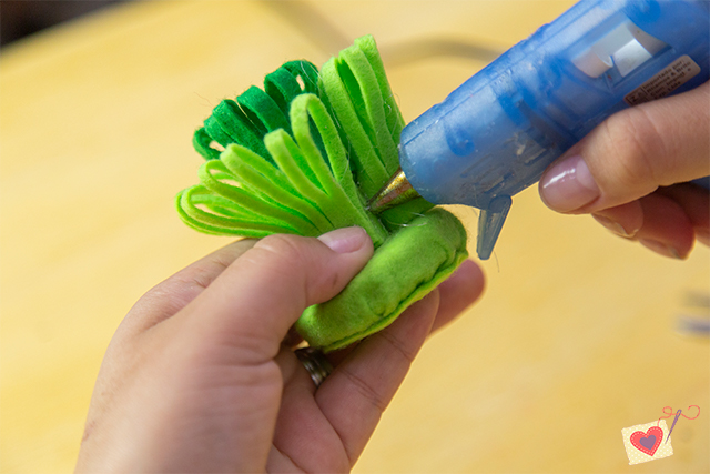 Como fazer um porta caneta de papelão