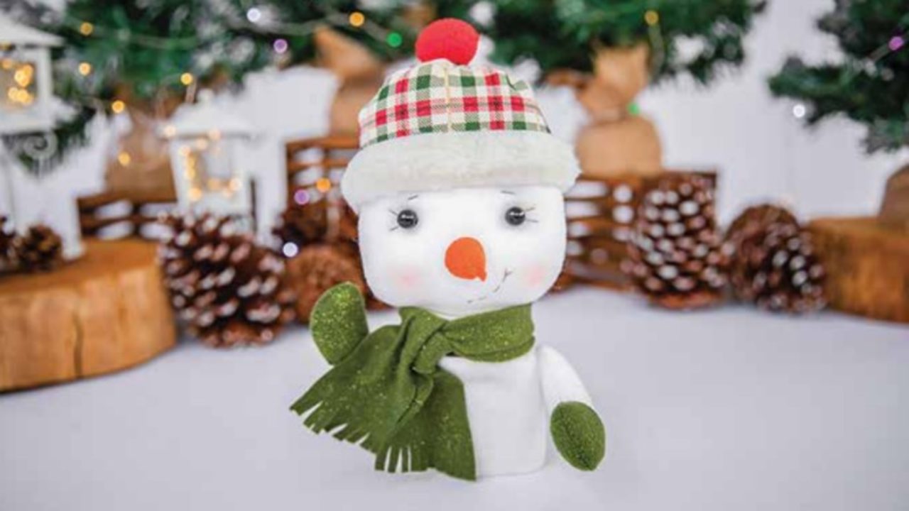 Enfeites de Natal em Feltro: Passo a Passo Boneco de Neve com Molde Enfeites de Natal em Feltro: Passo a Passo Boneco de Neve com Molde